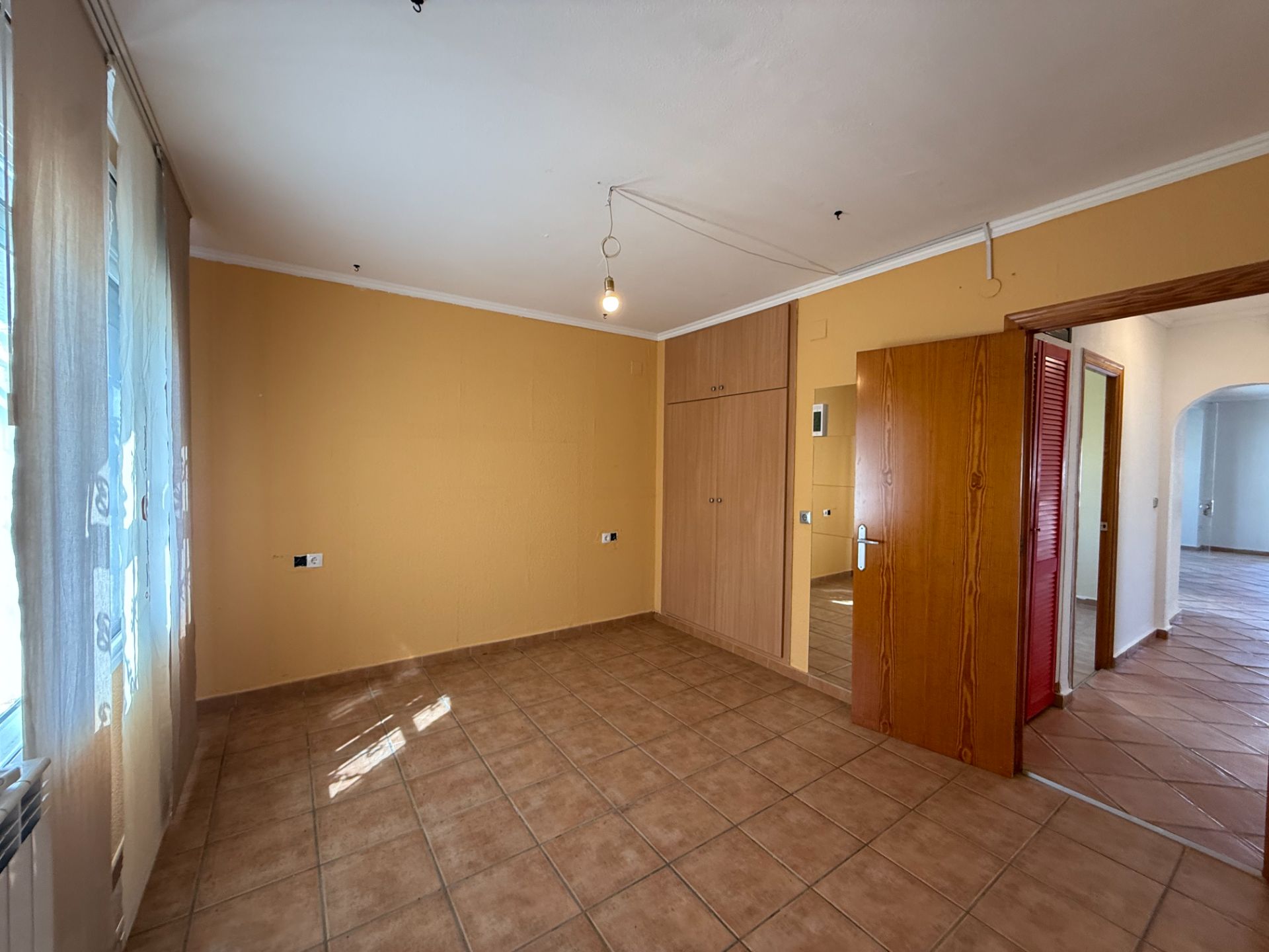 Chalet Independiente con Dos Viviendas - Oportunidad de Inversión en Zona de Playa - Image 26